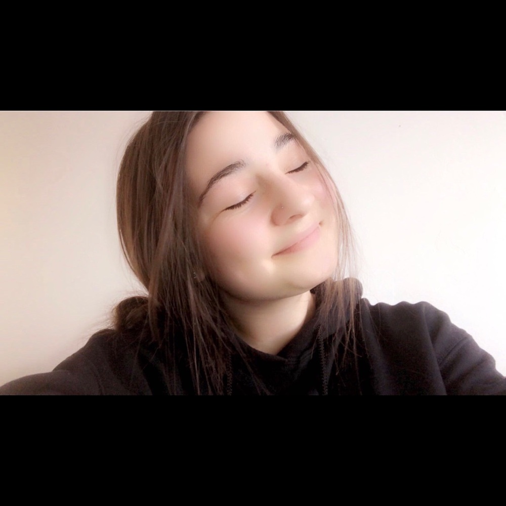 Meet your Posher, Izabella